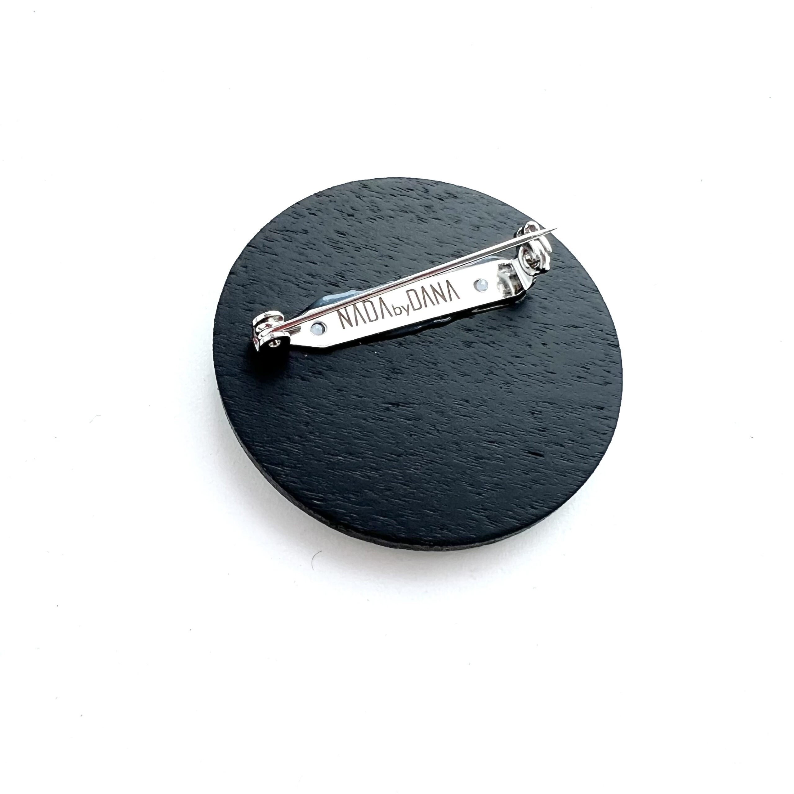Round - Image 3