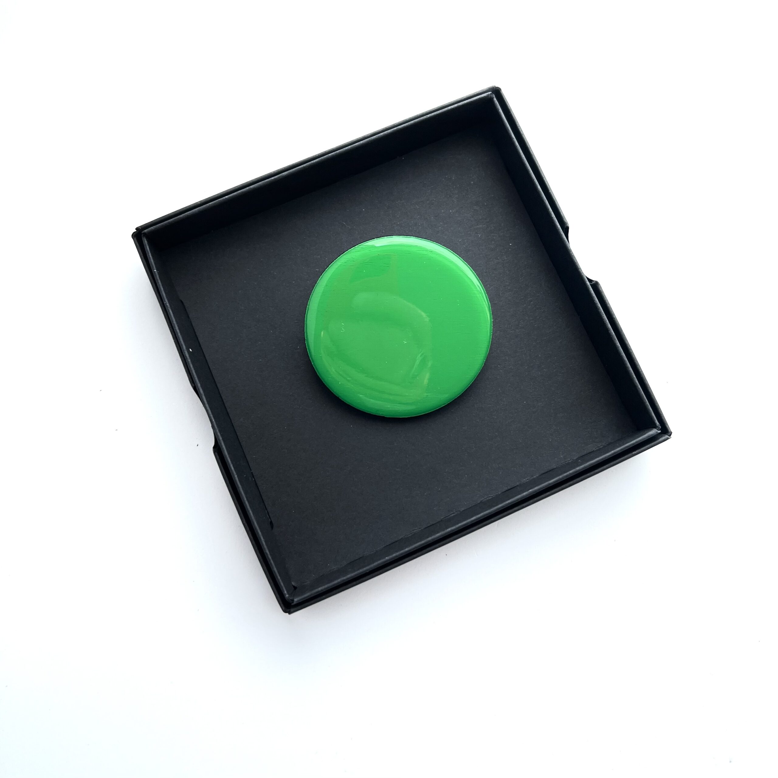 Round - Image 2